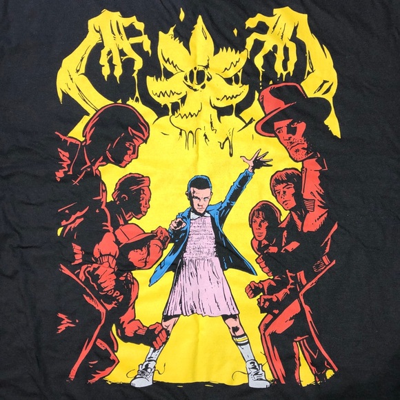 Loot Crate Stranger Things Netflix Exclusive Graphic Tee - Picture 5 of 6